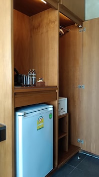 j4 hotel samui