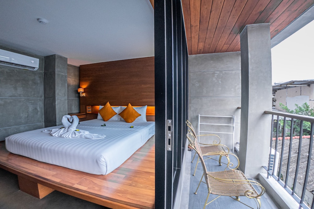 j4 hotel samui