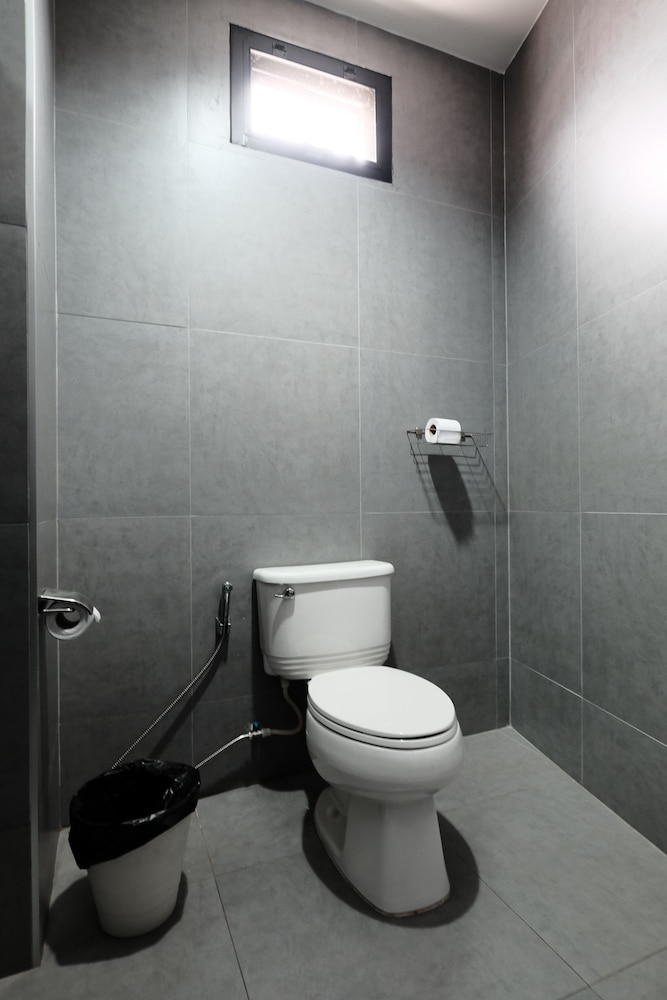 wayha hostel don mueang airport