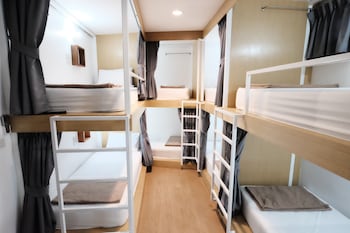 wayha hostel don mueang airport