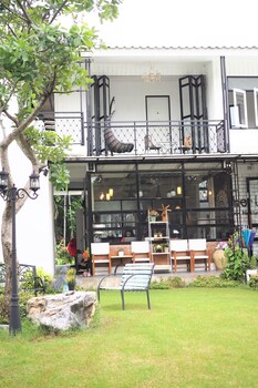 sherloft home and hostel