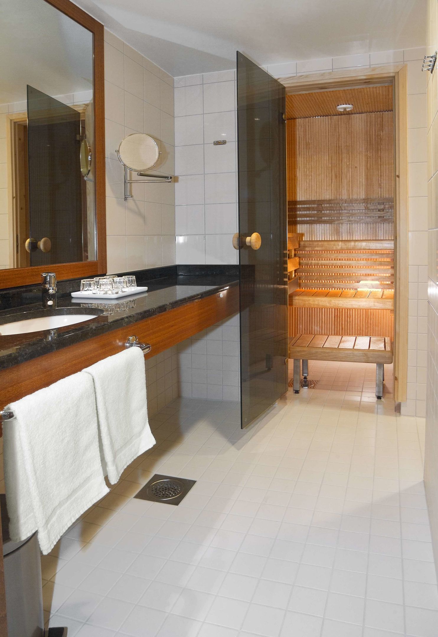 hotel oscar