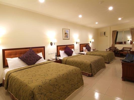 puti commercial hotel