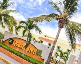 Quality Inn Mazatlan,Bugambilias 100, Zona Dorada,3 star