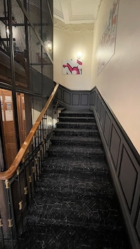 hotel le seize