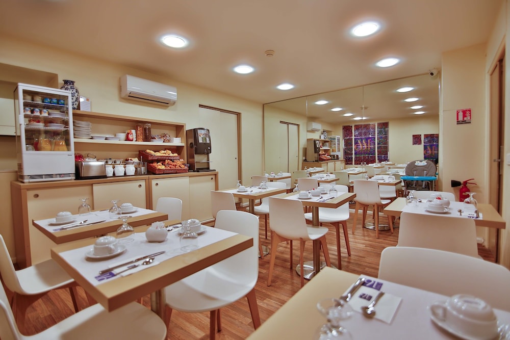 hotel le seize