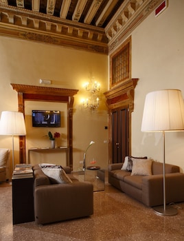 arcadia boutique hotel