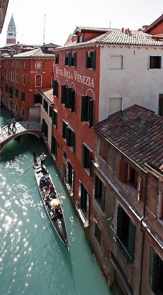 hotel bella venezia