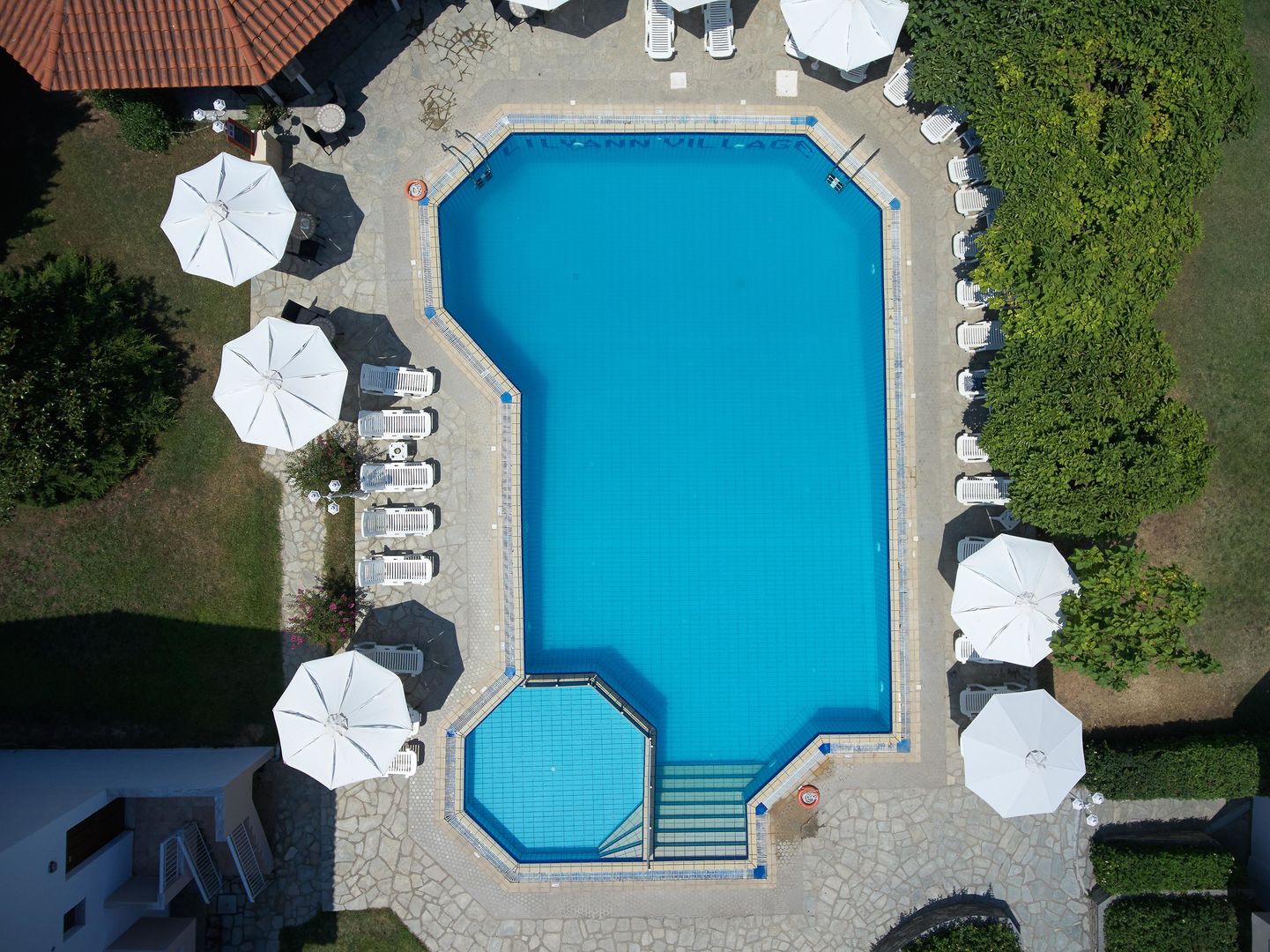 acrotel lily ann village