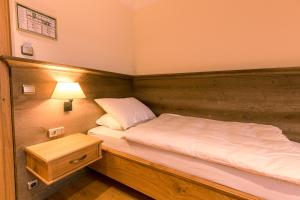 Hotel & Gaststatte Zum Erdinger Weißbrau,Hadern>>Aschheim,3 star