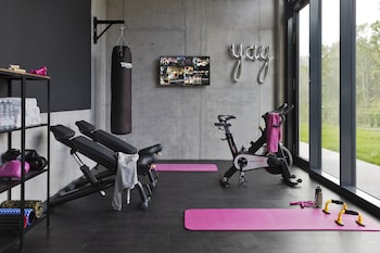 moxy stuttgart airport messe