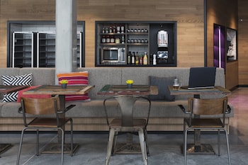 moxy stuttgart airport messe