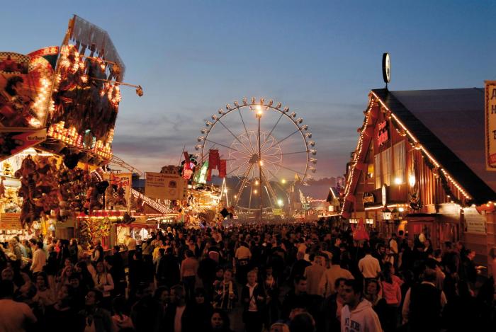 moxy stuttgart airport messe