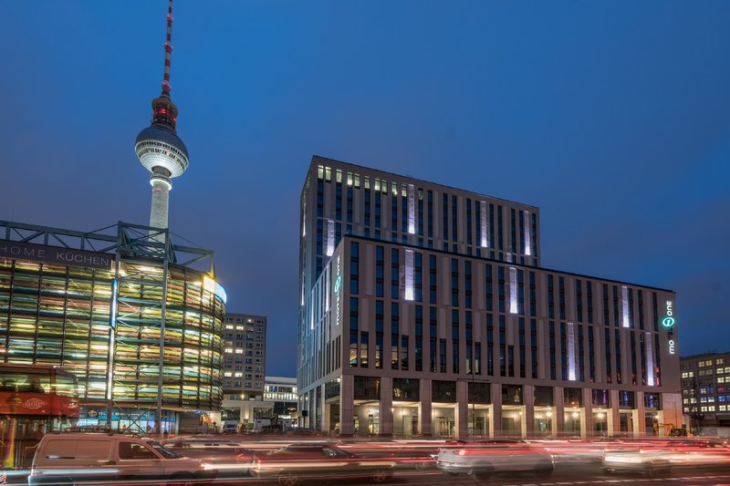 motel one berlin alexanderplatz