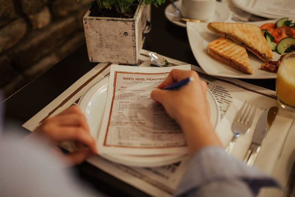 18arts hotel living in a gallery