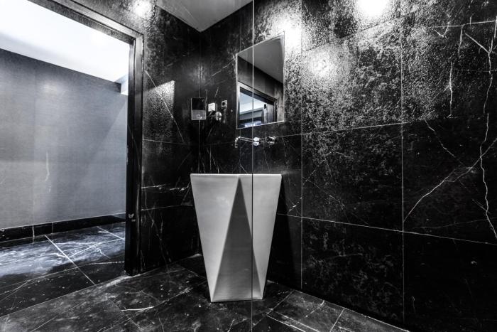 black hotels cologne