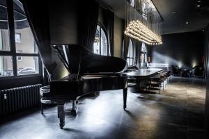 black hotels cologne