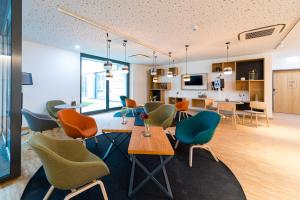 Mk Hotel Ruesselsheim,Nauheim>>Frankfurt,4 star