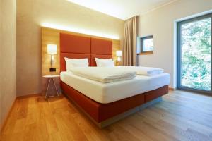 Hotel Rittergut Stoermede,Geseke>>Dusseldorf,5 star