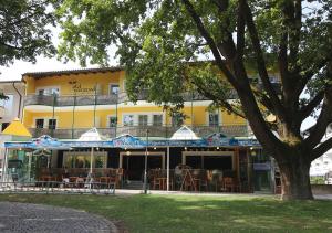 Hotel Promenade,Kirchham>>Bad Fuessing,3 star