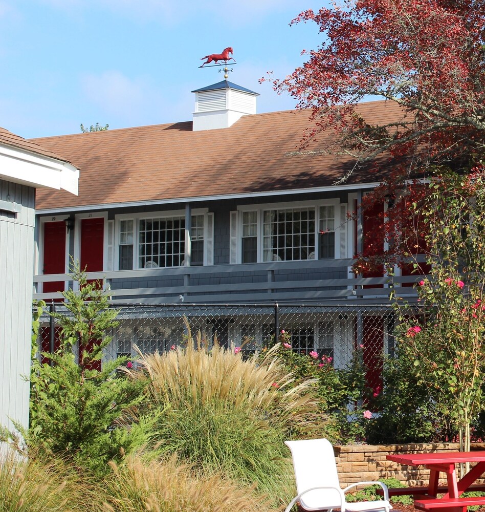red horse inn