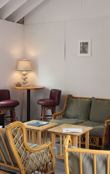 Red Horse Inn,Cape Cod>>Barnstable,3 star