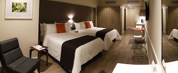 paseo la galeria hotel and suites