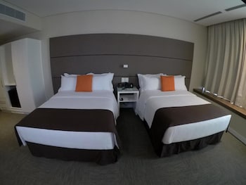 paseo la galeria hotel and suites