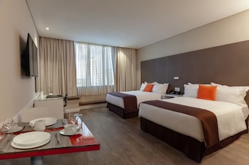 paseo la galeria hotel and suites