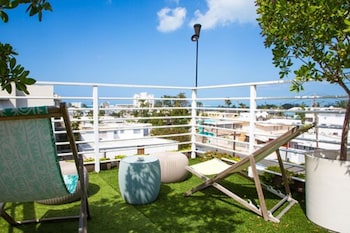 nomada urban beach hostel adults only
