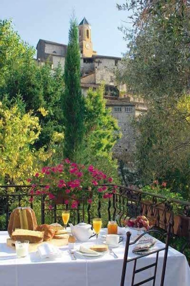 auberge de la madone