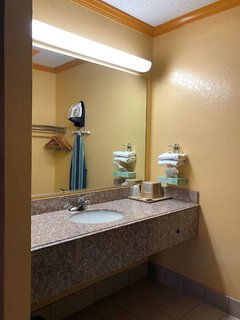americas best value inn buda austin s