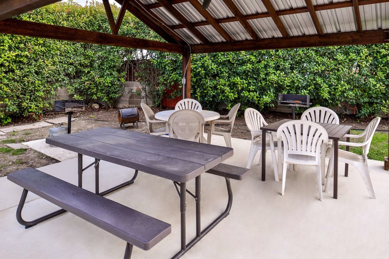 americas best value inn buda austin s