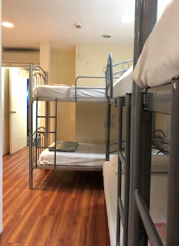 snooze inn dunlop street hostel