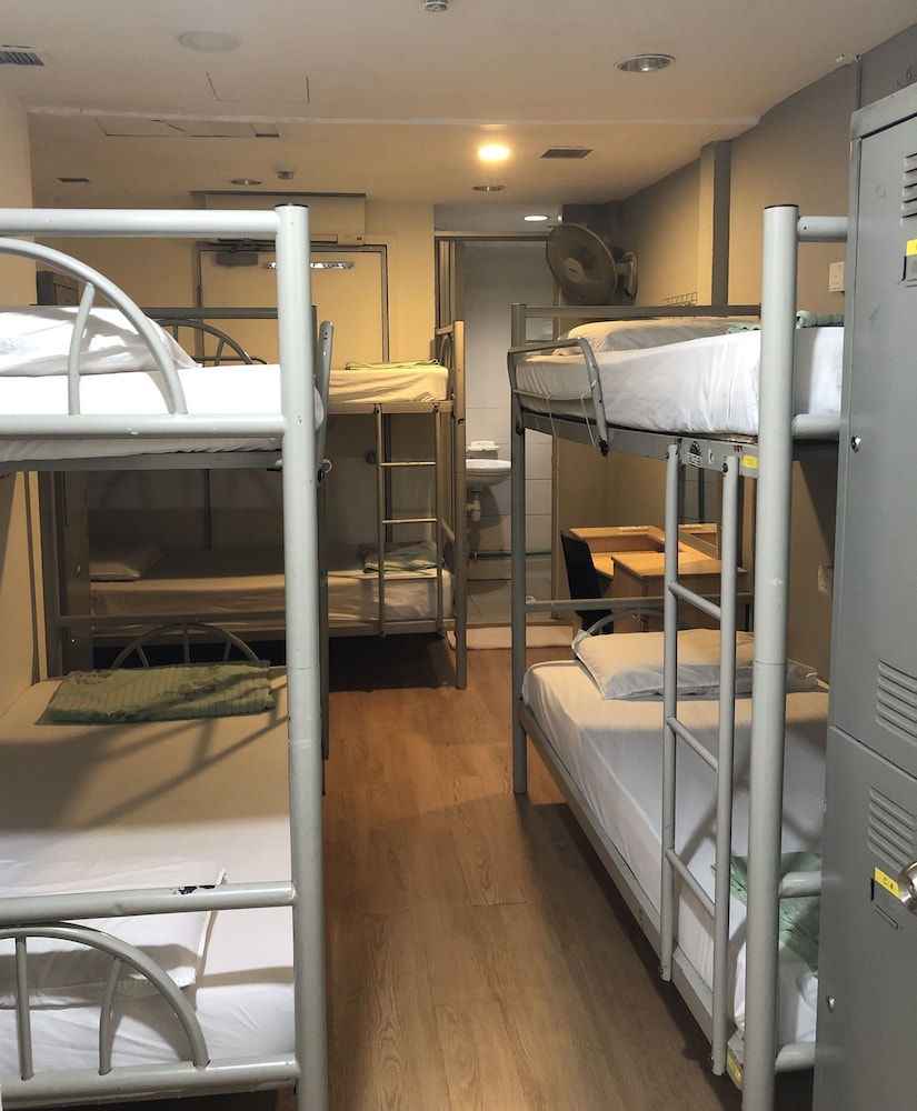 snooze inn dunlop street hostel