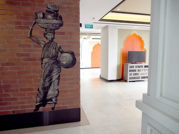 aqueen heritage hotel little india