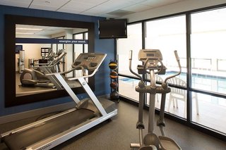 Hampton Inn Sayre,Bradford>>Athens,3 star