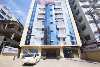 hotel bay marina