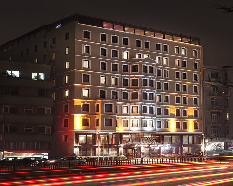 grand hotel halic