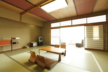 izu