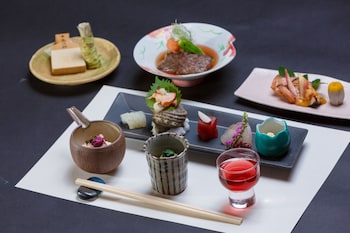 Yawatano Onsenkyo Morinoyu Kiranosato,Ito>>Atami,3.5 star