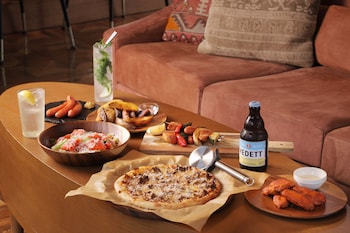 unwind hotel and bar sapporo