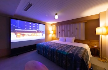 unwind hotel and bar sapporo