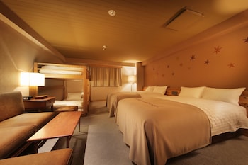 unwind hotel and bar sapporo