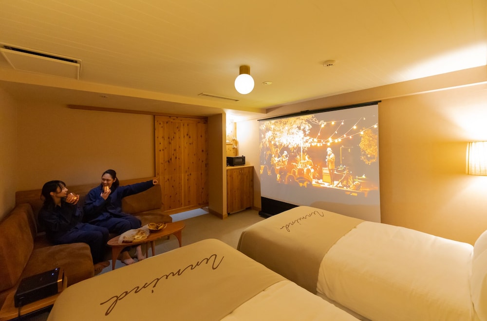 unwind hotel and bar sapporo