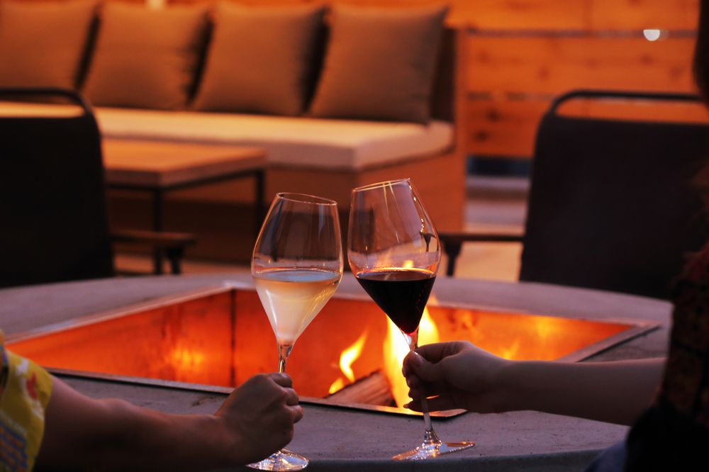 unwind hotel and bar sapporo