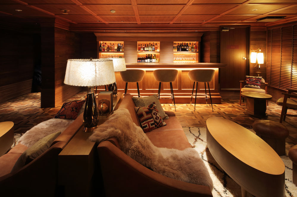 unwind hotel and bar sapporo