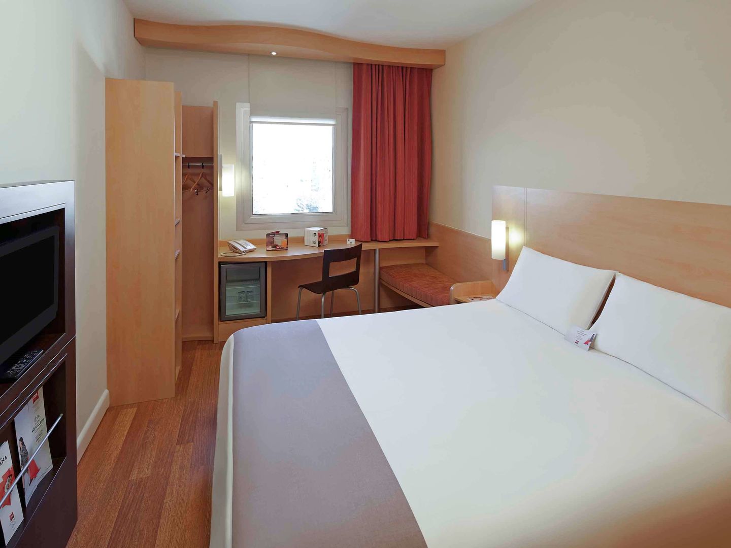 ibis adana