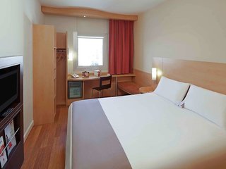 ibis adana