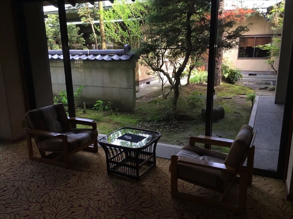 ryokan karasawa